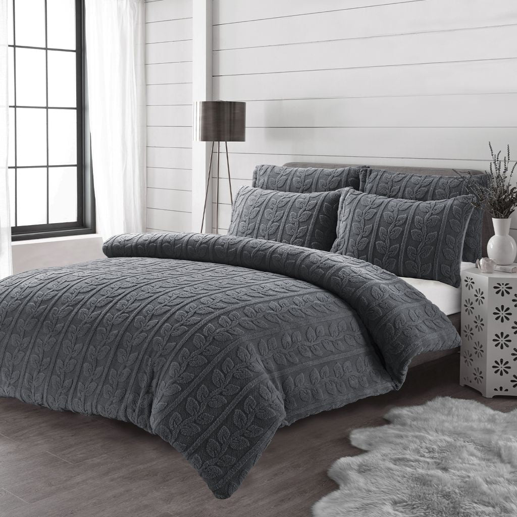 Embossed Leaf Teddy Fleece Duvet Cover Set – Super Soft Warm Plush Winter Bedding with Pillowcases | Night Zone
