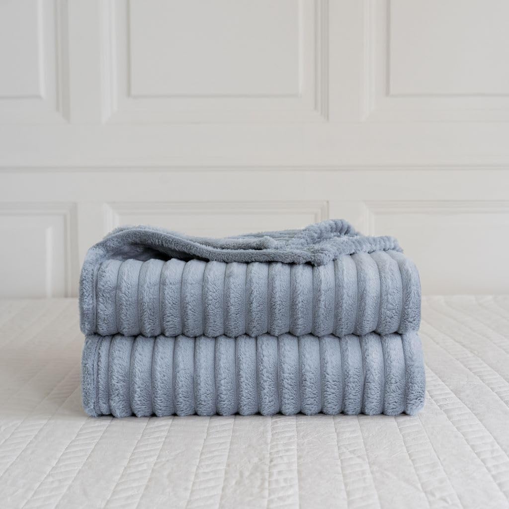 Chunky Ribbed Faux Fur Velvet Throw Blanket – Soft Touch Sofa & Bed Throw | Night Zone
