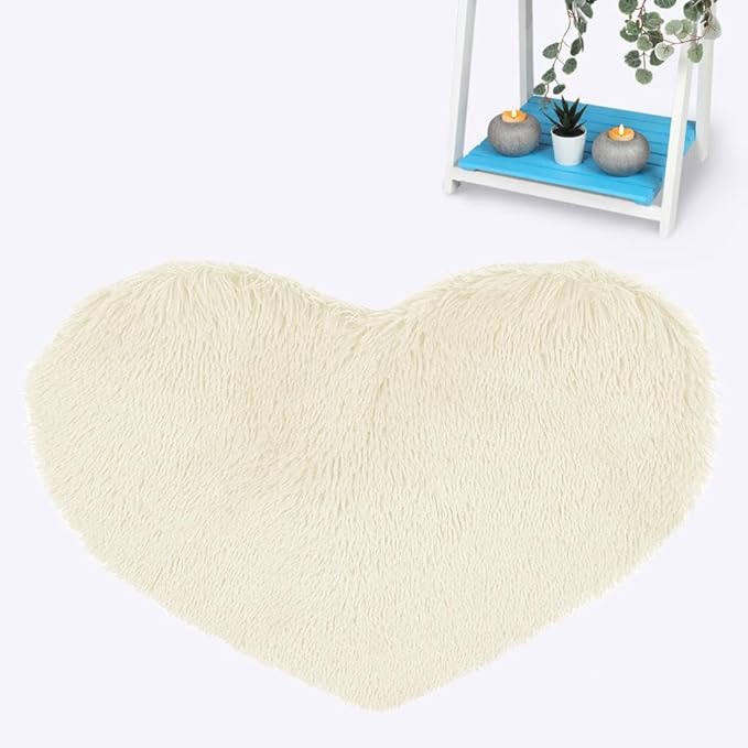 Heart Faux Fur Rug 65x65cm – Soft Fluffy Non-Slip Bedroom Rugs| Night Zone