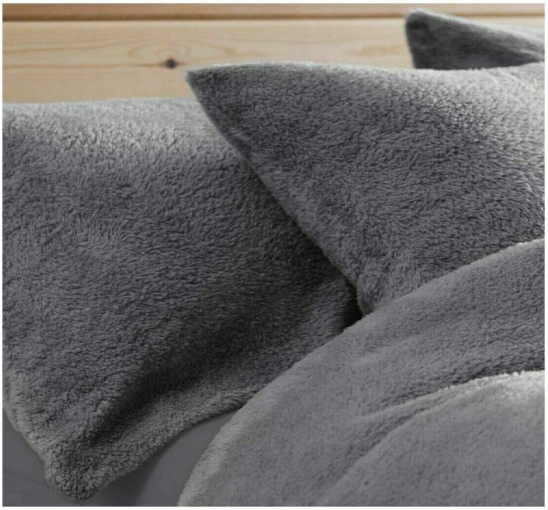 Teddy Bear Fleece Pillowcases Pair – Soft Warm Plush Bedding | Night Zone