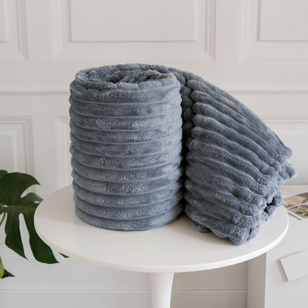 Chunky Ribbed Faux Fur Velvet Throw Blanket – Soft Touch Sofa & Bed Throw | Night Zone