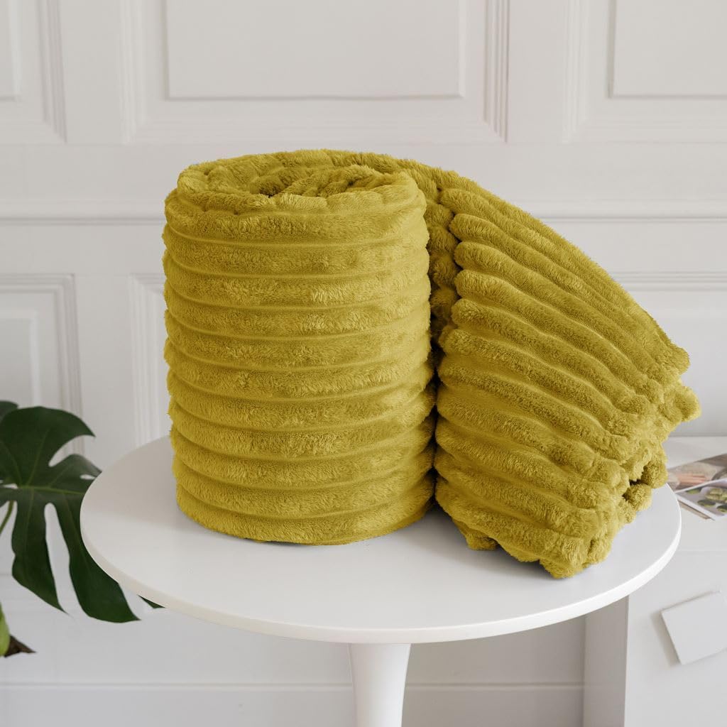 Chunky Ribbed Faux Fur Velvet Throw Blanket – Soft Touch Sofa & Bed Throw | Night Zone