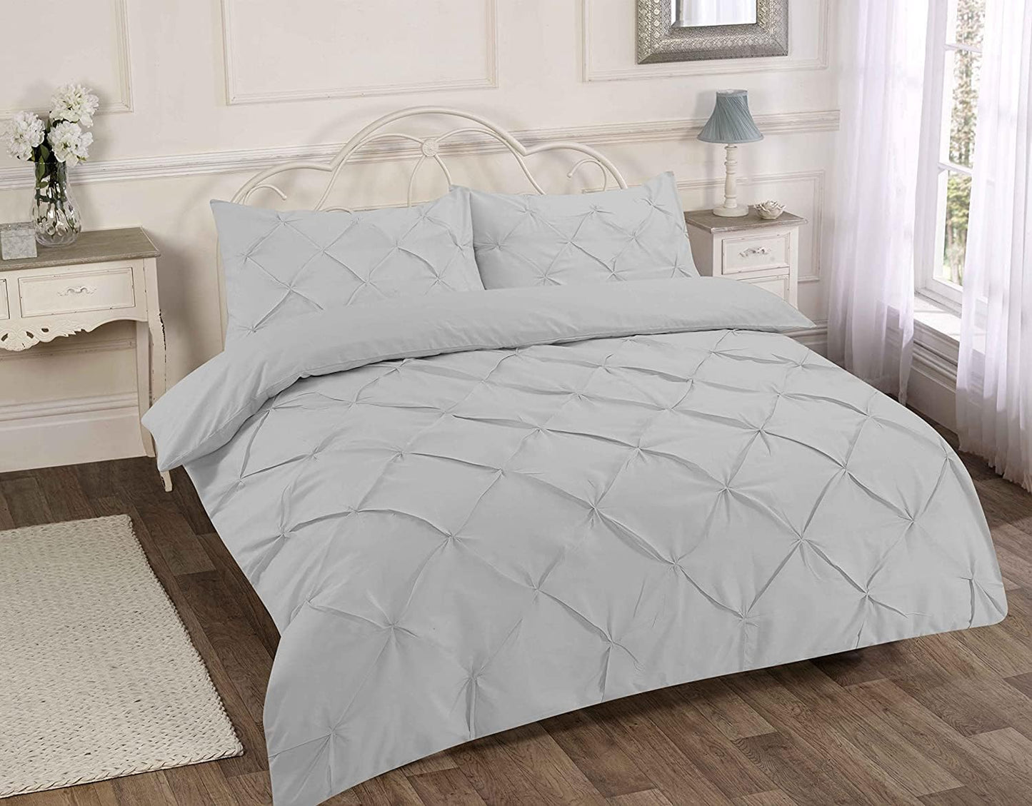 Pintuck Alexandra Polycotton Duvet Cover Set – Luxury Easy Care Bedding | Night Zone