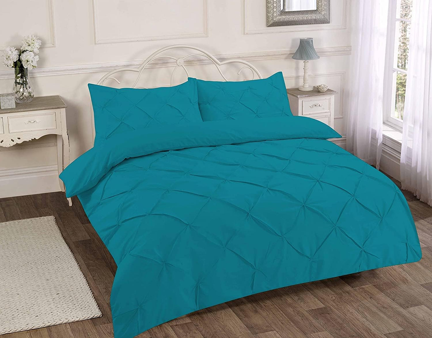 Pintuck Alexandra Polycotton Duvet Cover Set – Luxury Easy Care Bedding | Night Zone