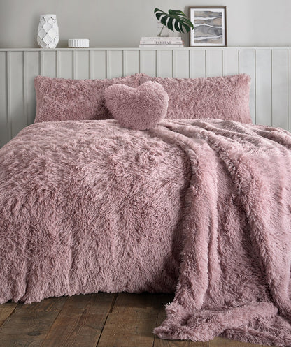 Teddy Bear Fleece Long Fur Duvet Cover Set – Alaska Cuddles Bedding | Night Zone