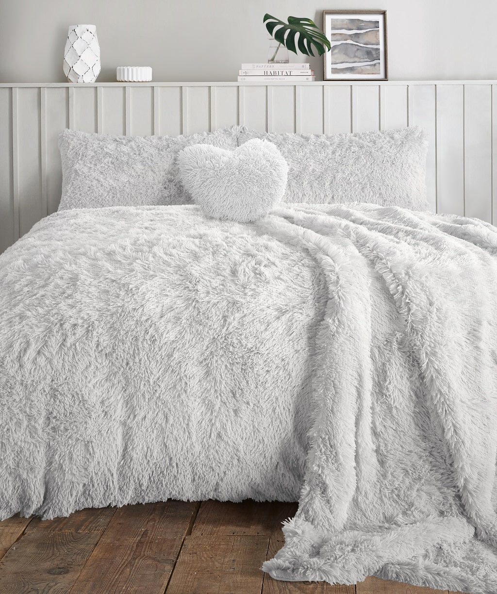Teddy Bear Fleece Long Fur Duvet Cover Set – Alaska Cuddles Bedding | Night Zone