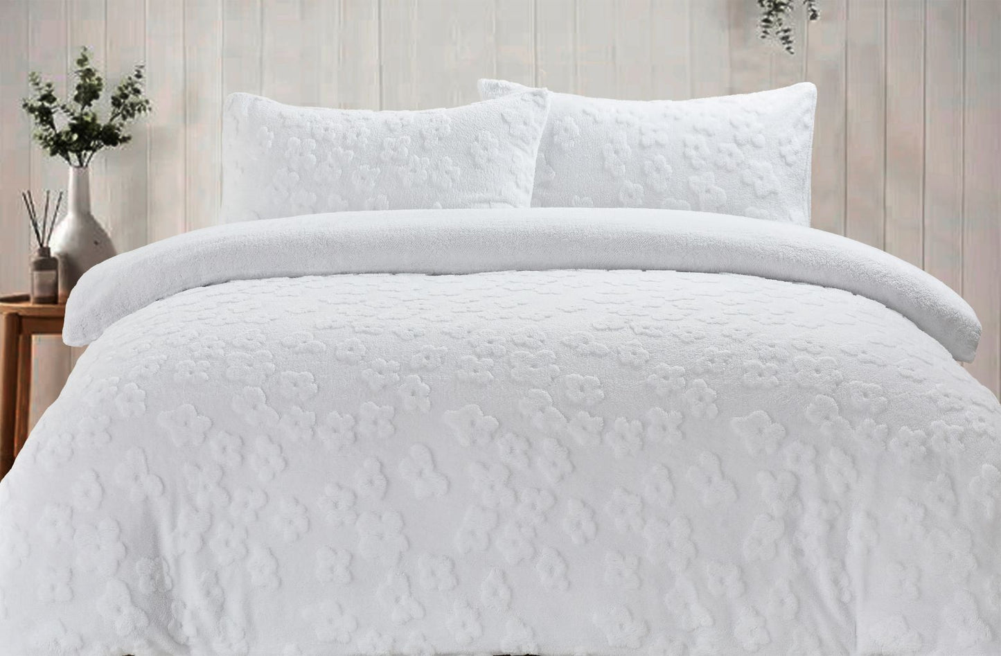 Daisy Embossed Teddy Fleece Duvet Cover Set – Super Soft Warm Winter Bedding with Pillowcases | Night Zone