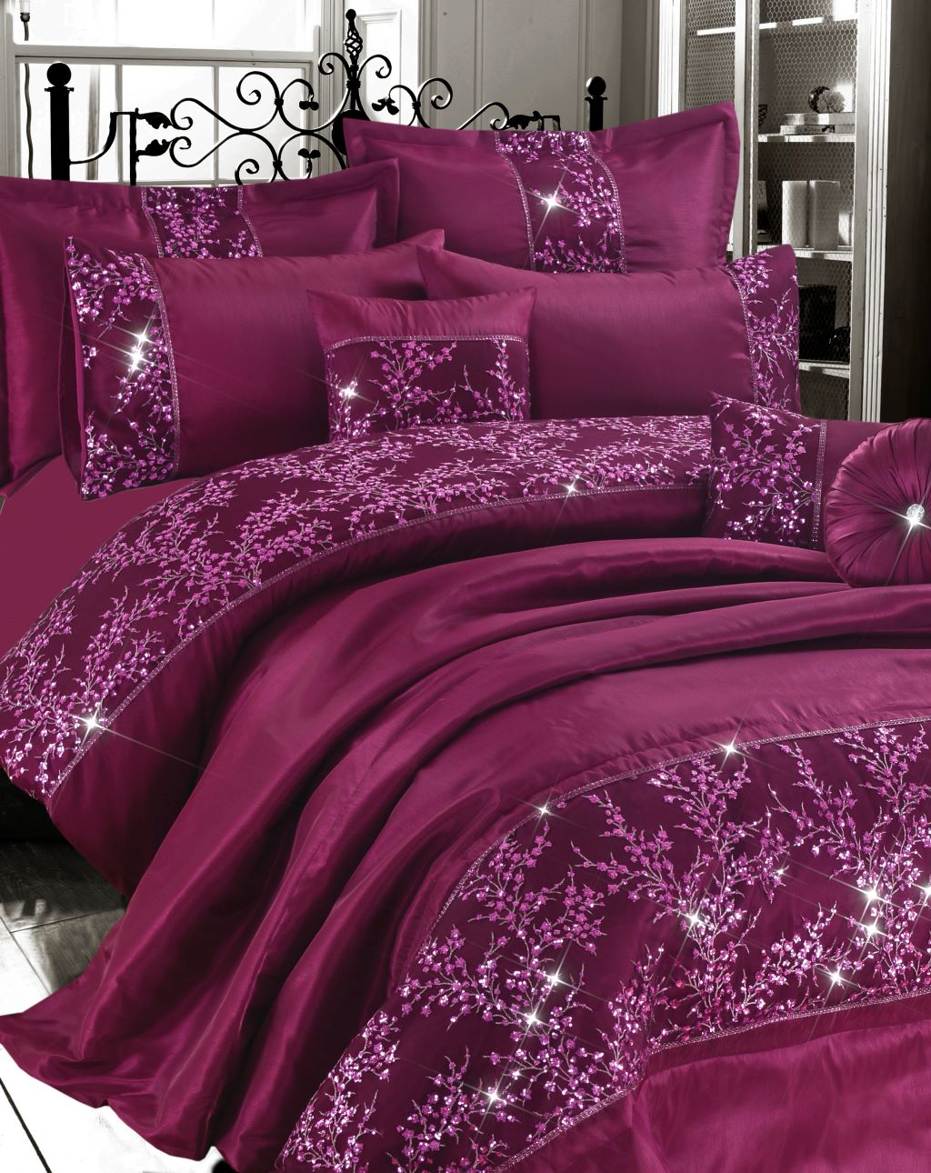 Gigi Embroidered Sparkle Duvet Cover Set – Luxury Glamour Bedding | Night Zone